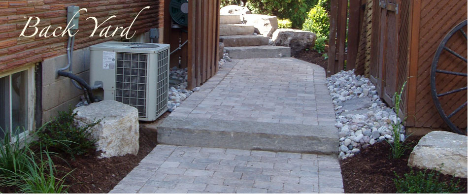 Berry Sideyard